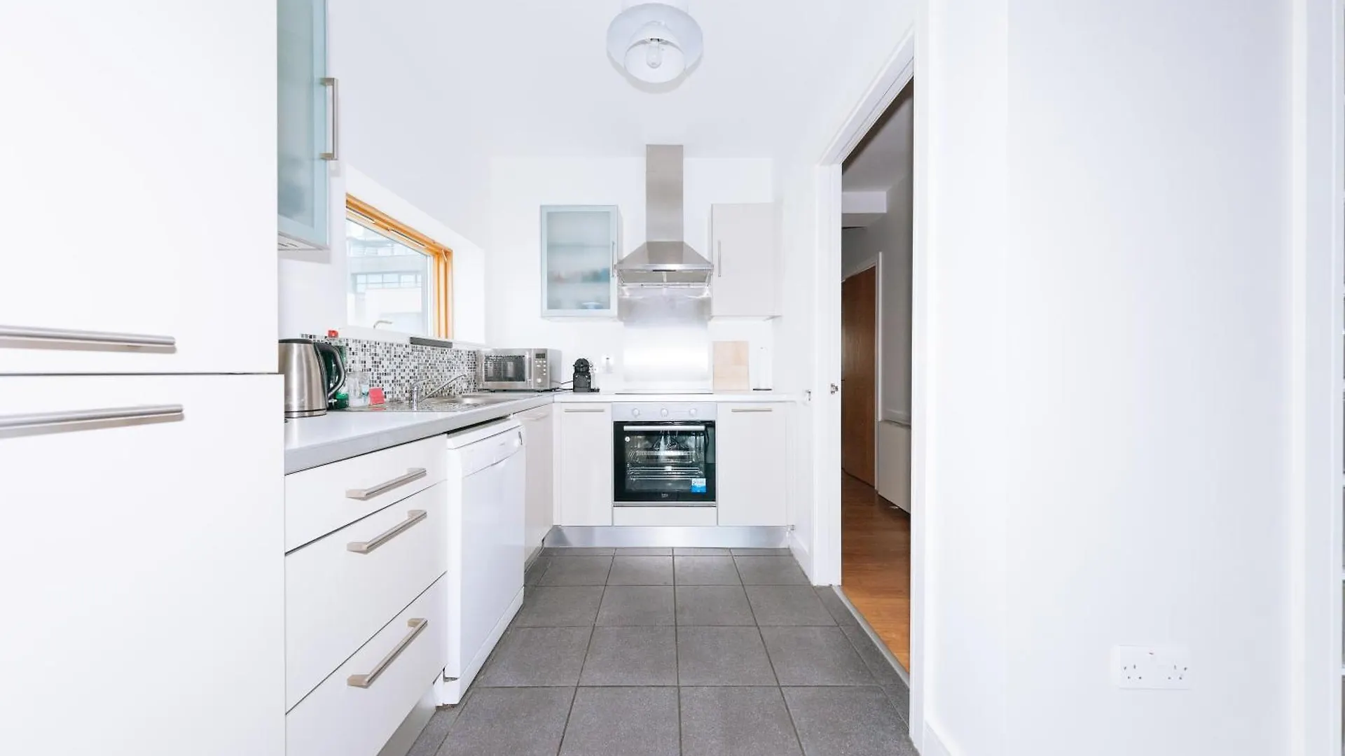 Ferienwohnung Bright 2Bd Flat With Private Balcony - Dublin