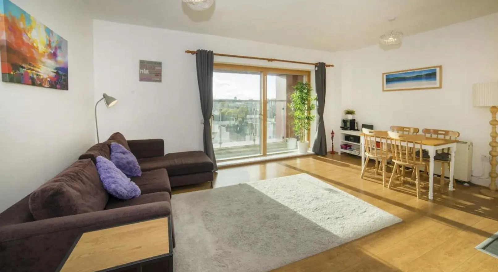 Ferienwohnung Bright 2Bd Flat With Private Balcony - Dublin 0*,