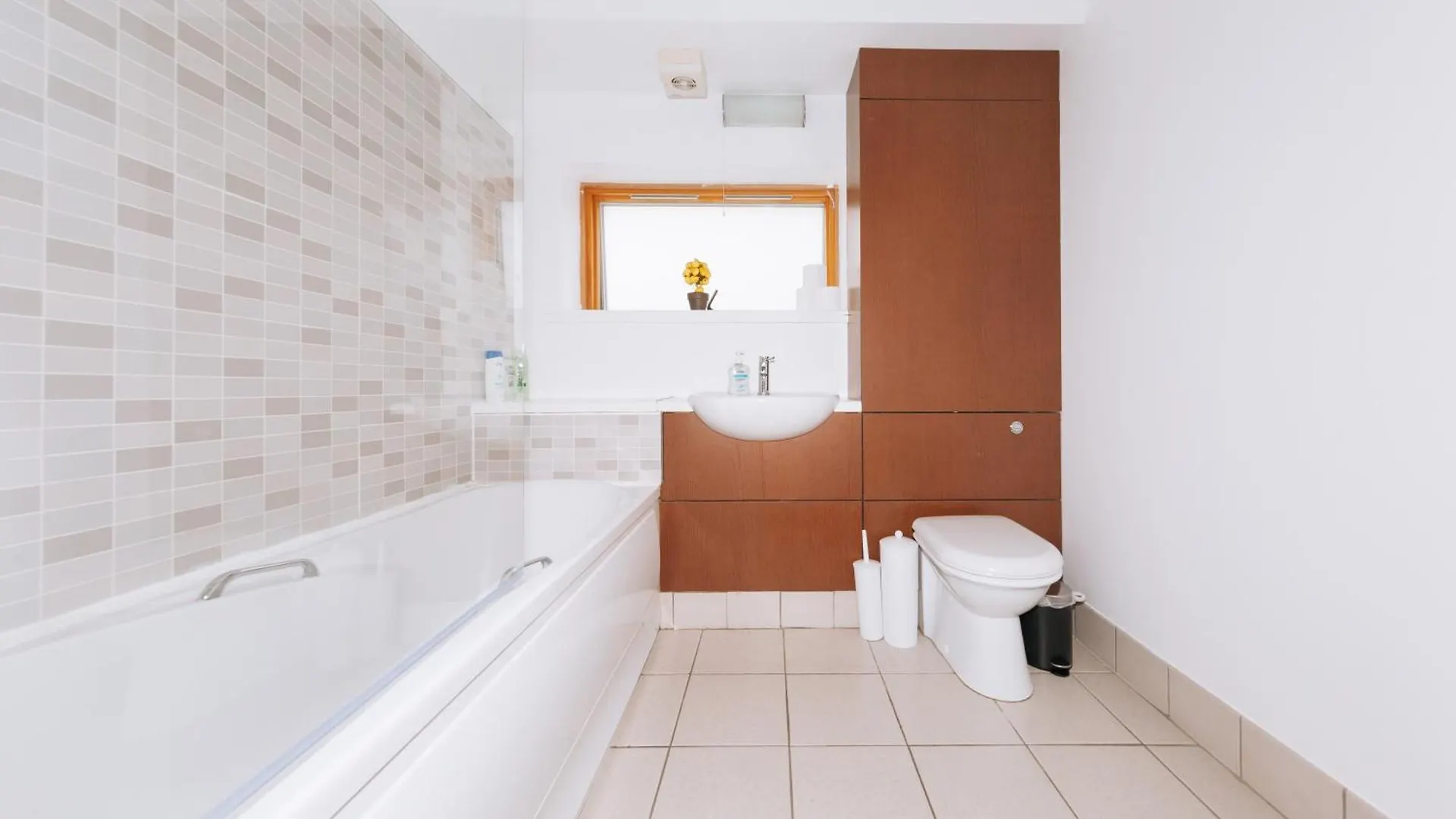 Appartamento Bright 2Bd Flat With Private Balcony - Dublino Irlanda